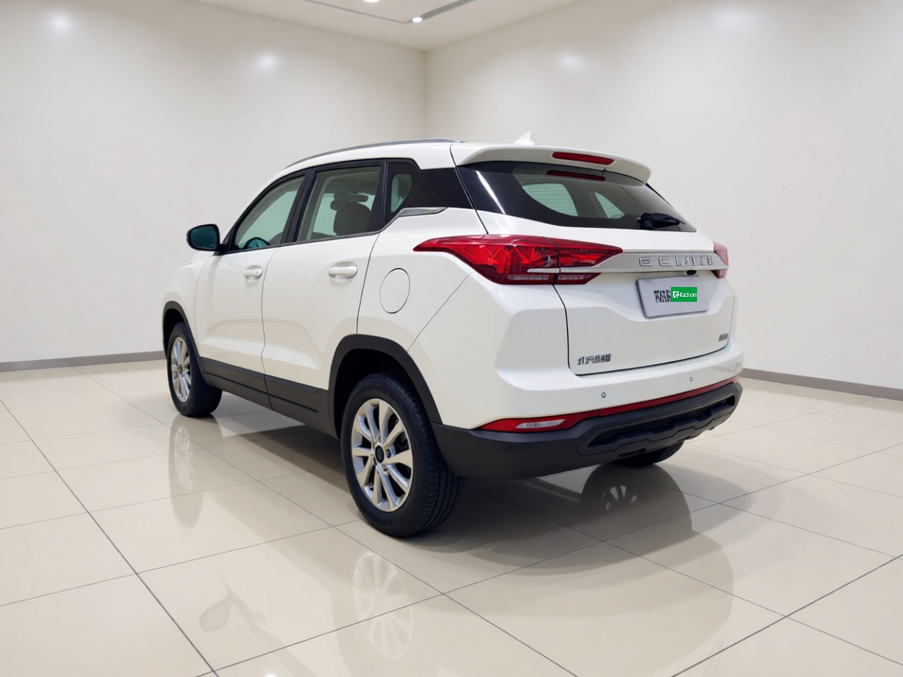 BAIC X3 2019 1.5T MT Honor photo 4