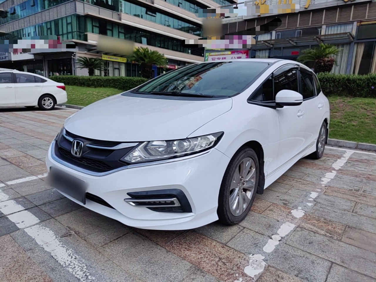 Jade 2017 1.8L AT Comfort 5-Seater