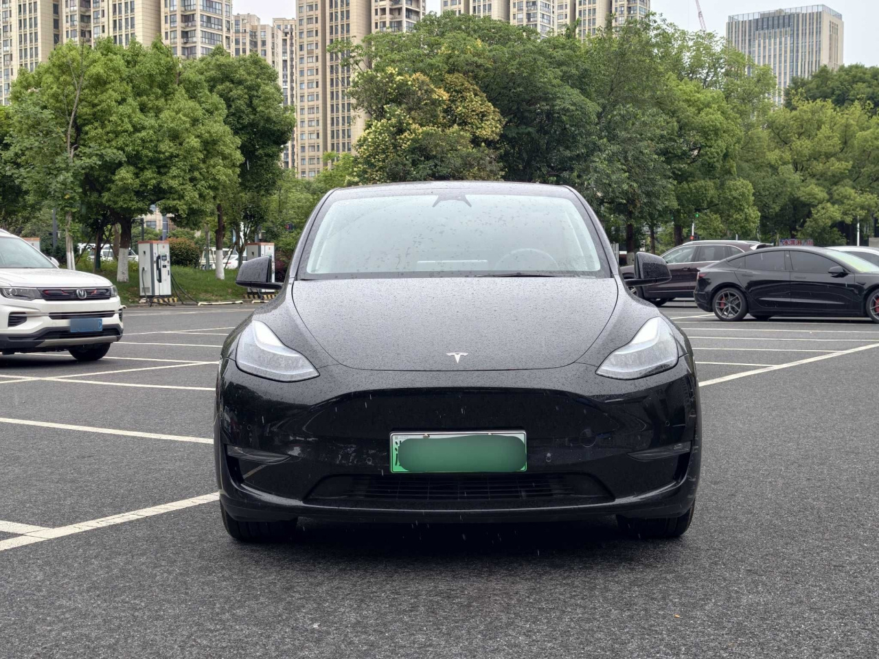 Model Y 2022 Long Range AWD photo 2