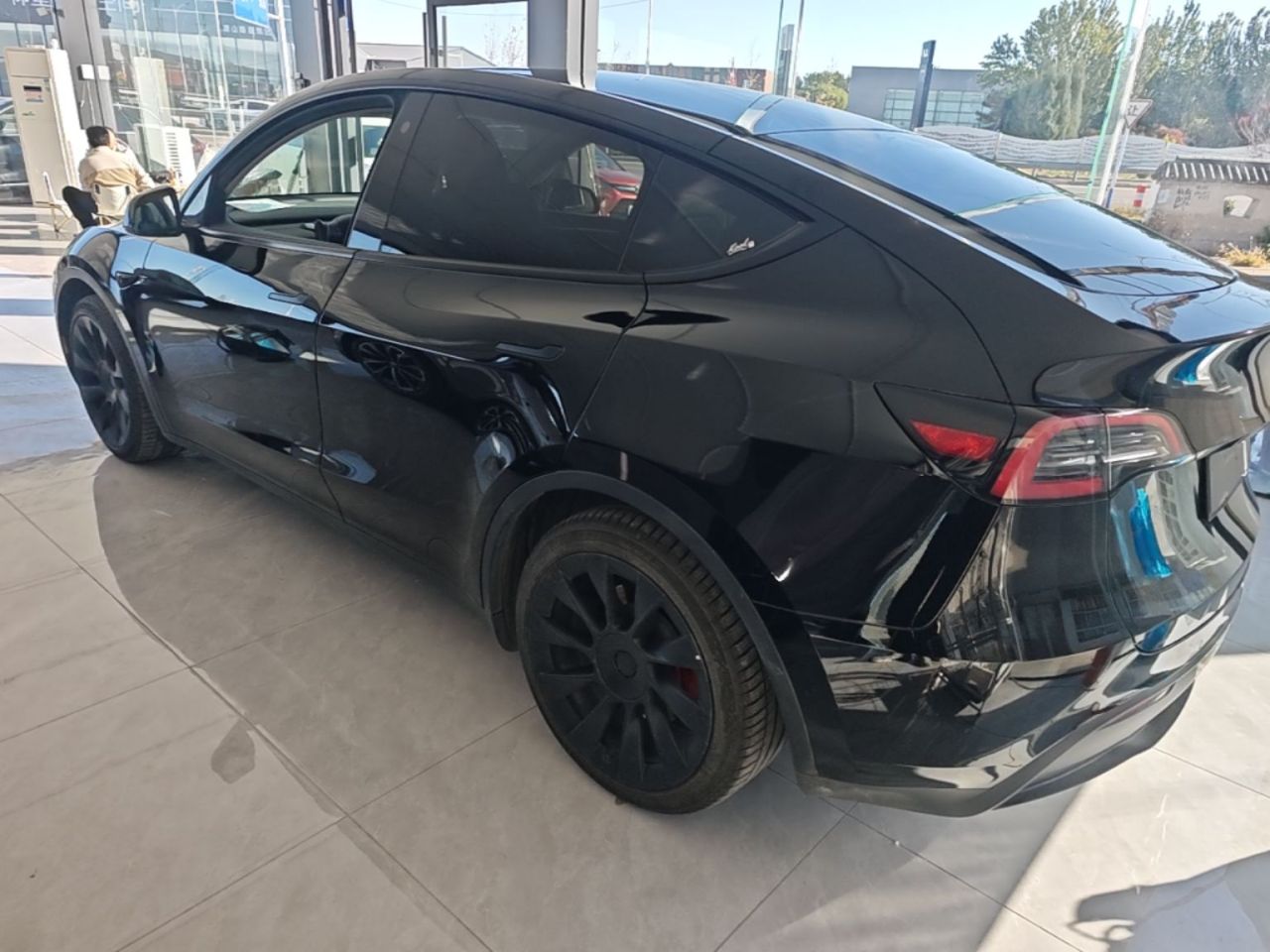 Model Y 2022 Facelift RWD photo 4
