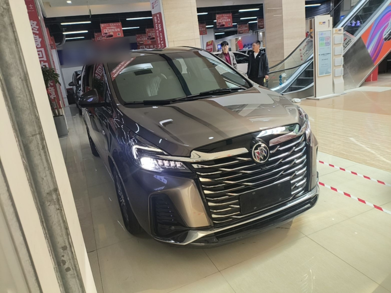 GL8 2023 Facelift Luxury photo 5