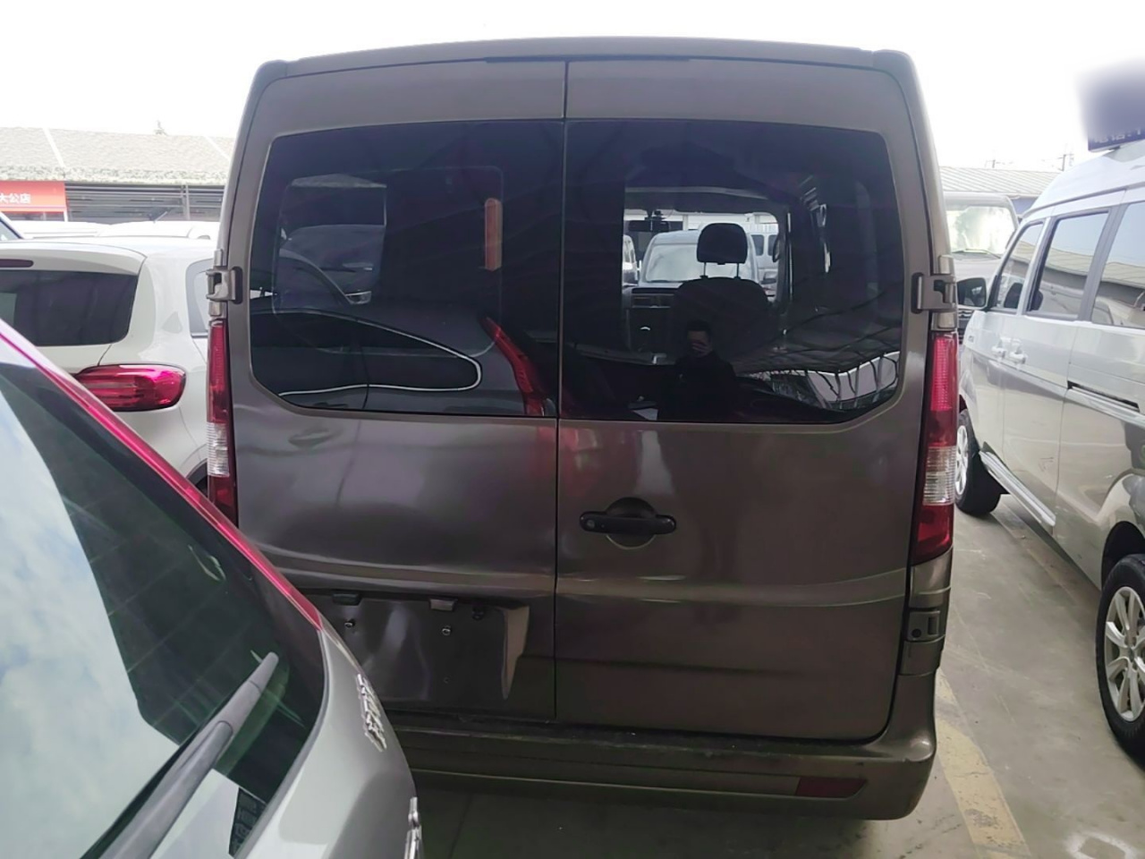 Changan M70 2019 1.5L Comfort 6-Seater China VI DAM15KL photo 3