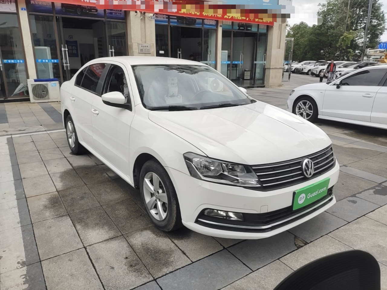 Lavida 2015 1.6L AT photo 3