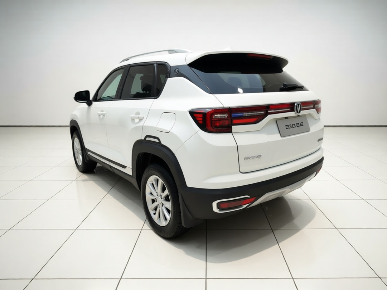 CS35PLUS 2019 1.6L MT Upgraded photo 4