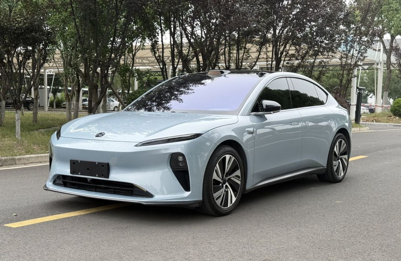 ET5 2022 75kWh