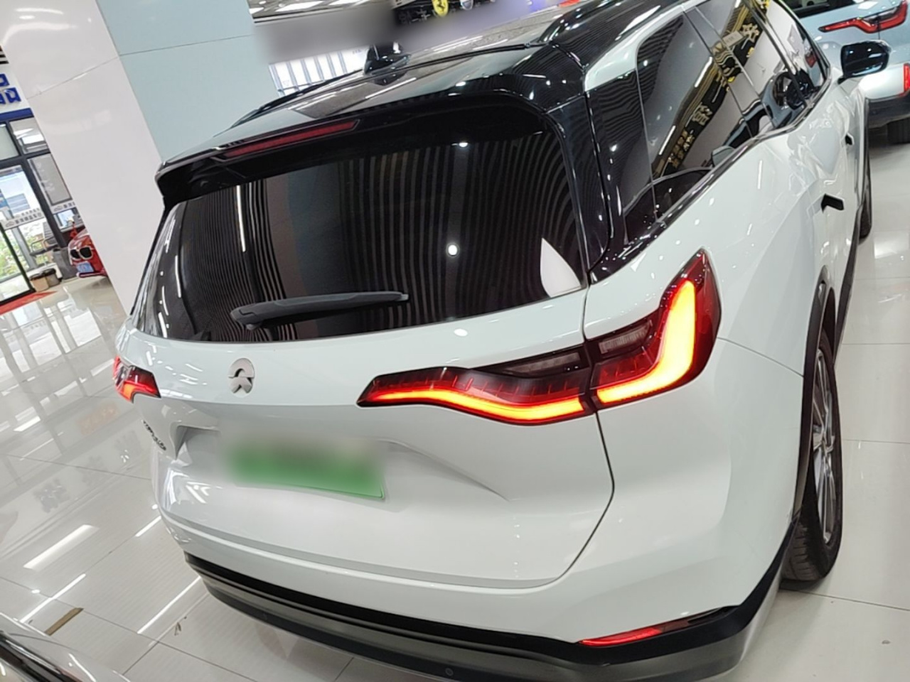 ES8 2018 355KM 6-Seater photo 3