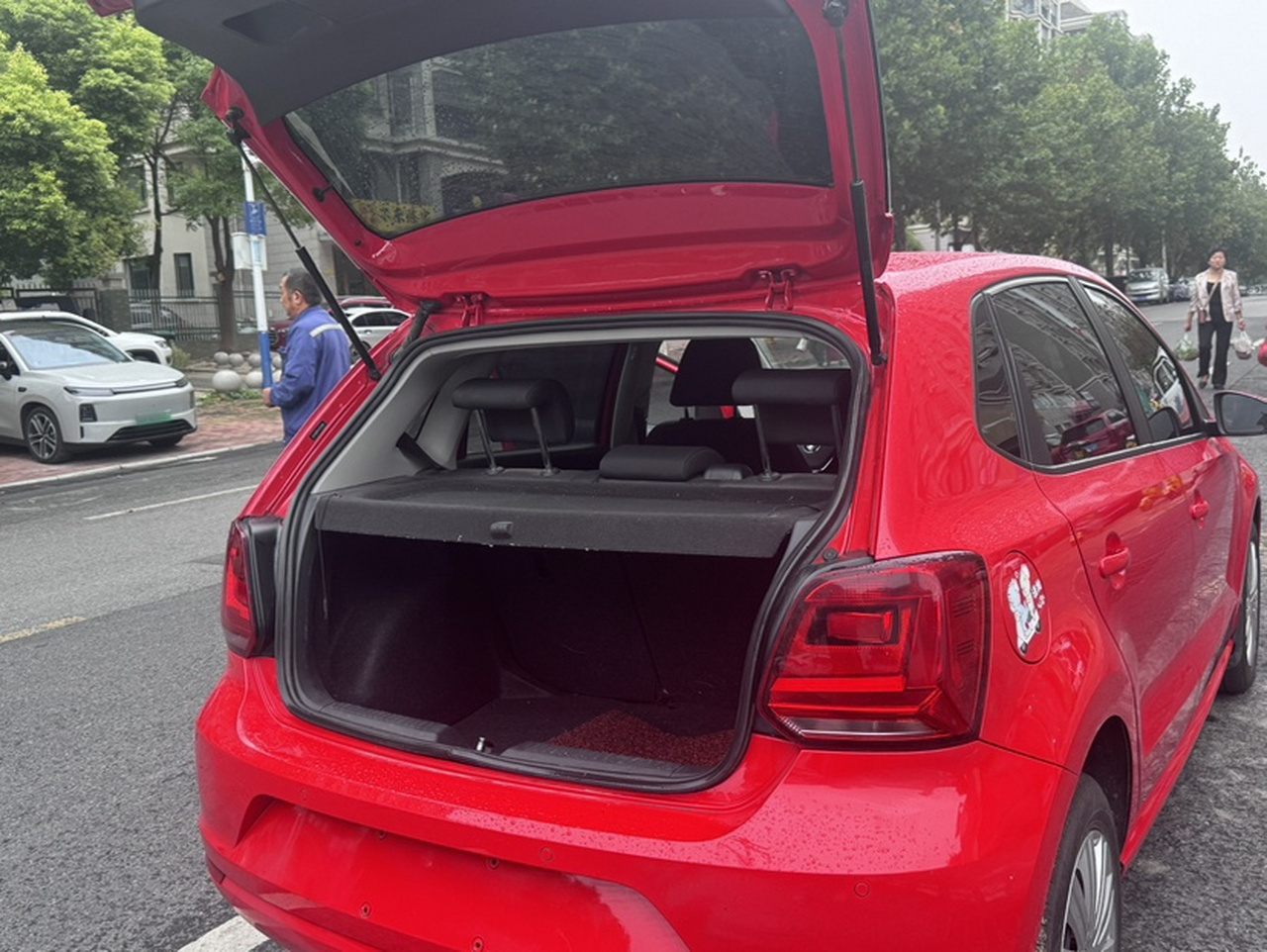 Polo 2016 1.6L AT Comfort photo 2