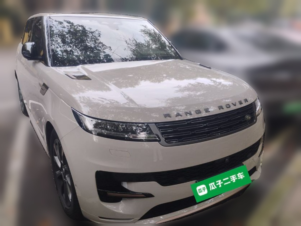 Range Rover Sport 2023 400PS Dynamic SE photo 3