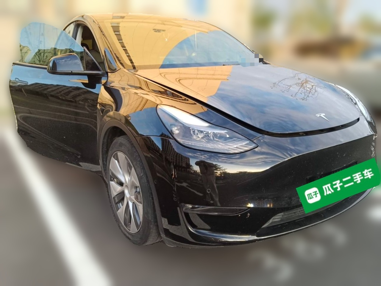 Model Y 2021 Standard Range RWD photo 3