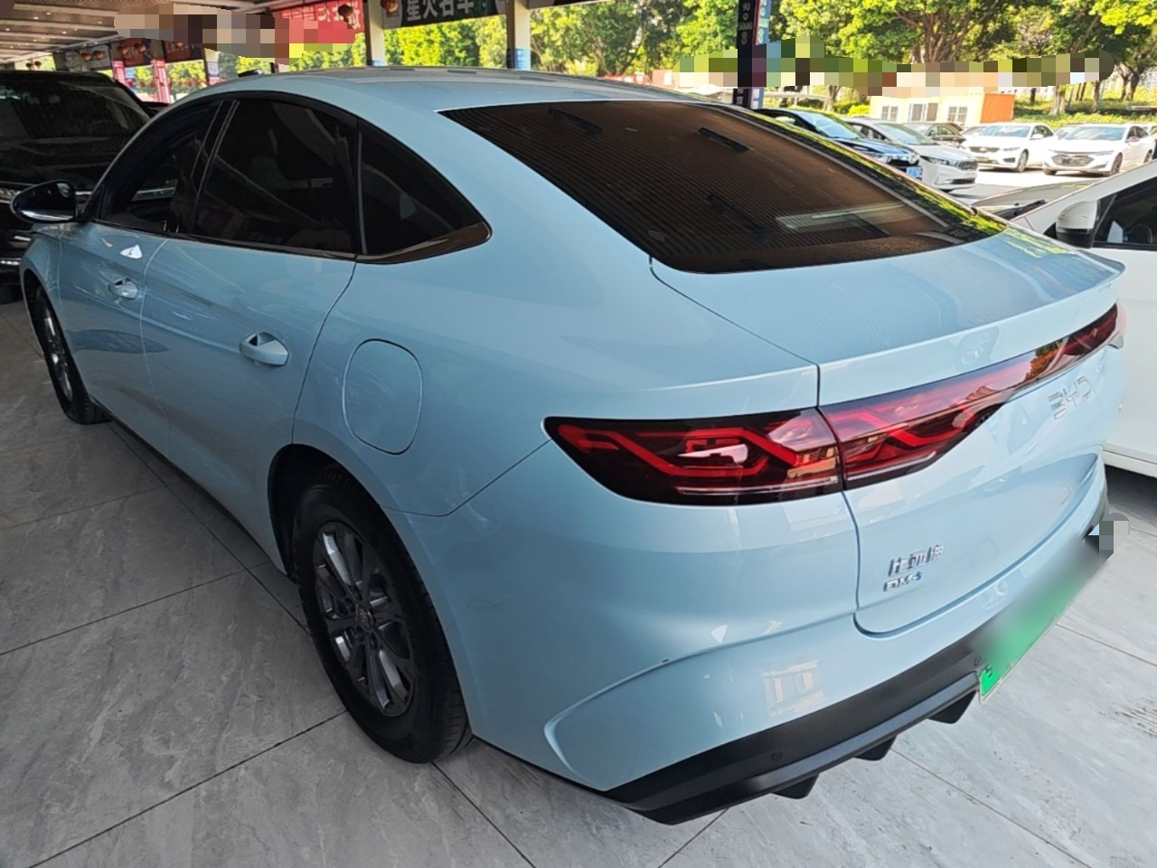 Qin L 2024 DM-i 80KM Leading photo 4