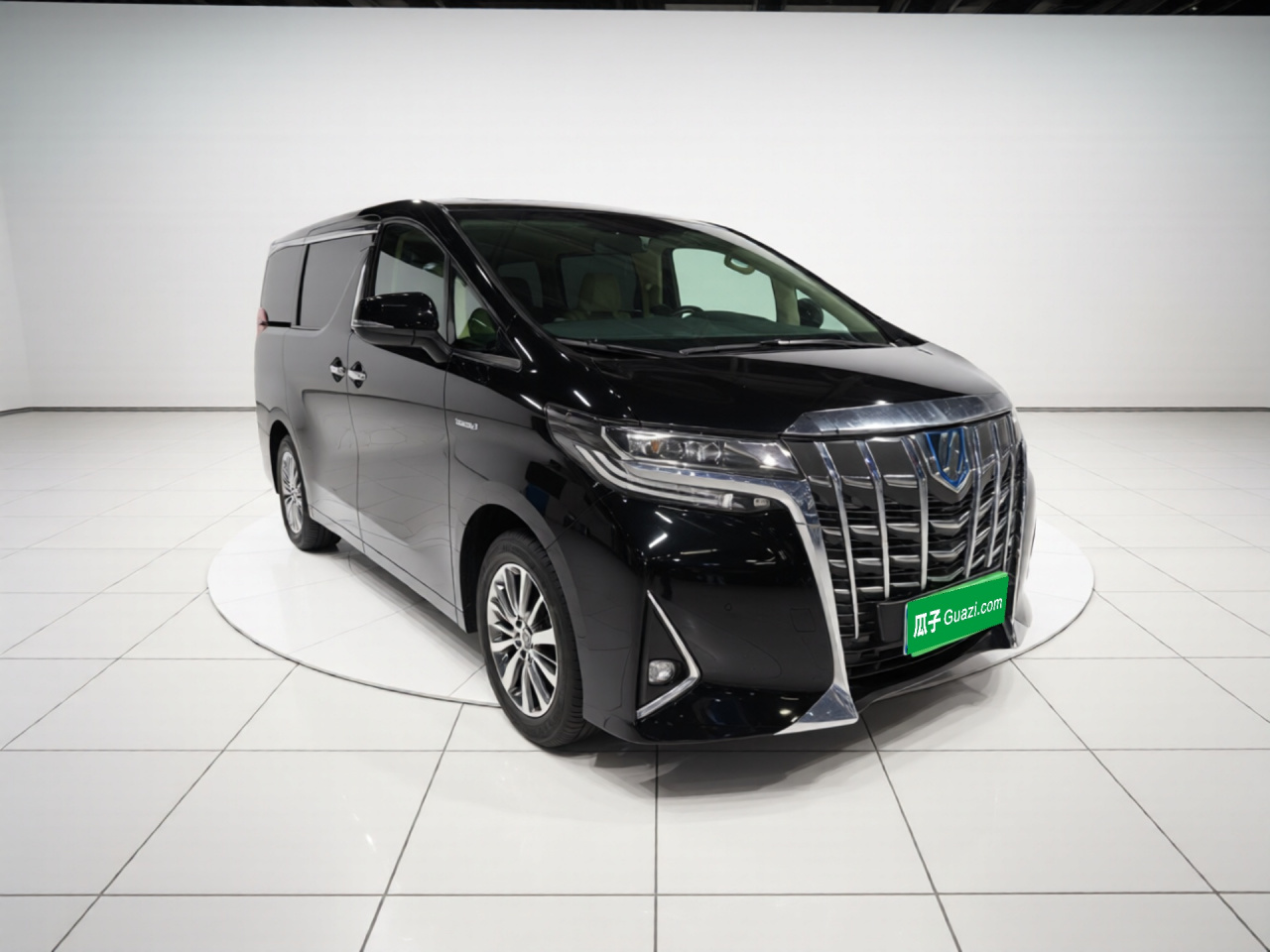Alphard 2019 Hybrid 2.5L Premium photo 3