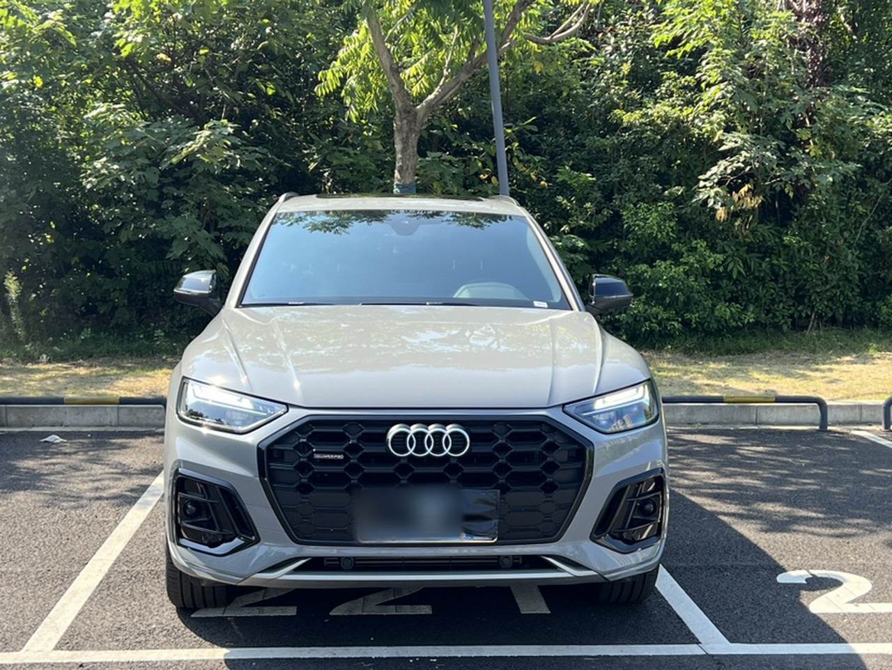 Q5L 2025 45 Collection 40 TFSI Luxury Dynamic photo 2