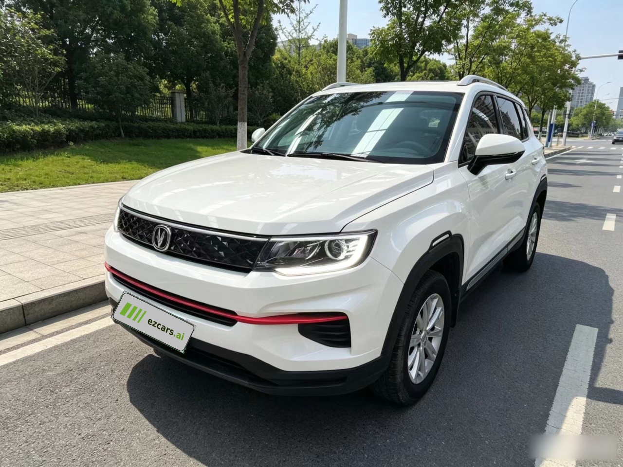 CS35PLUS 2021 1.6L MT Elite