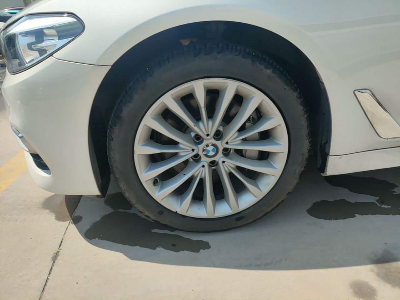 5 Series 2018 Facelift 530Li Leading Luxury photo 2