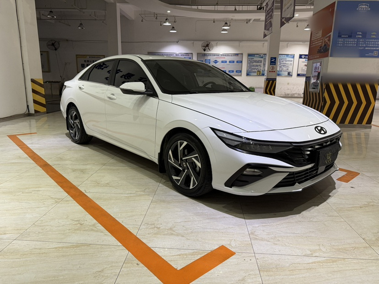 Elantra 2023 1.5L CVT GLX Elite photo 3
