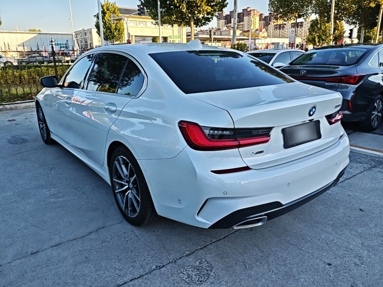 3 Series 2021 Facelift 325Li M Sport Package photo 4