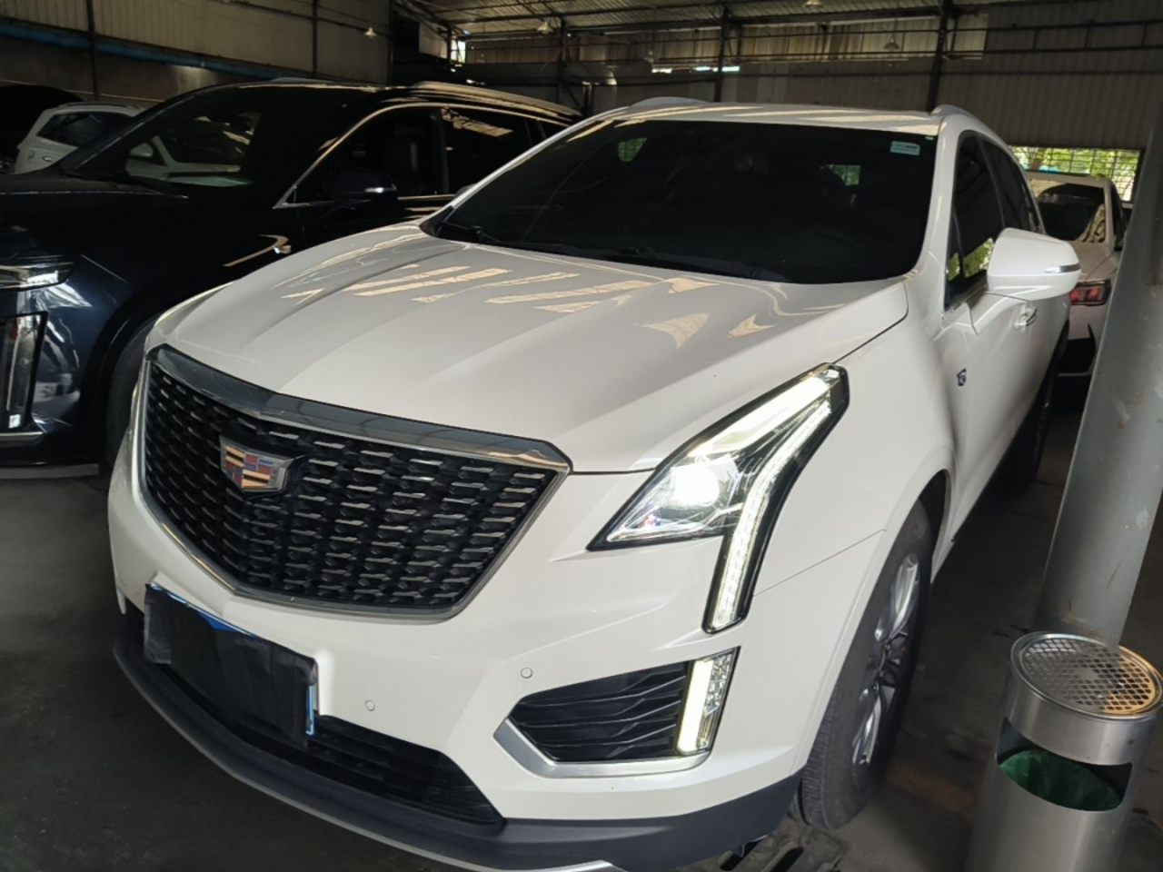 XT5 2021 28T Luxury