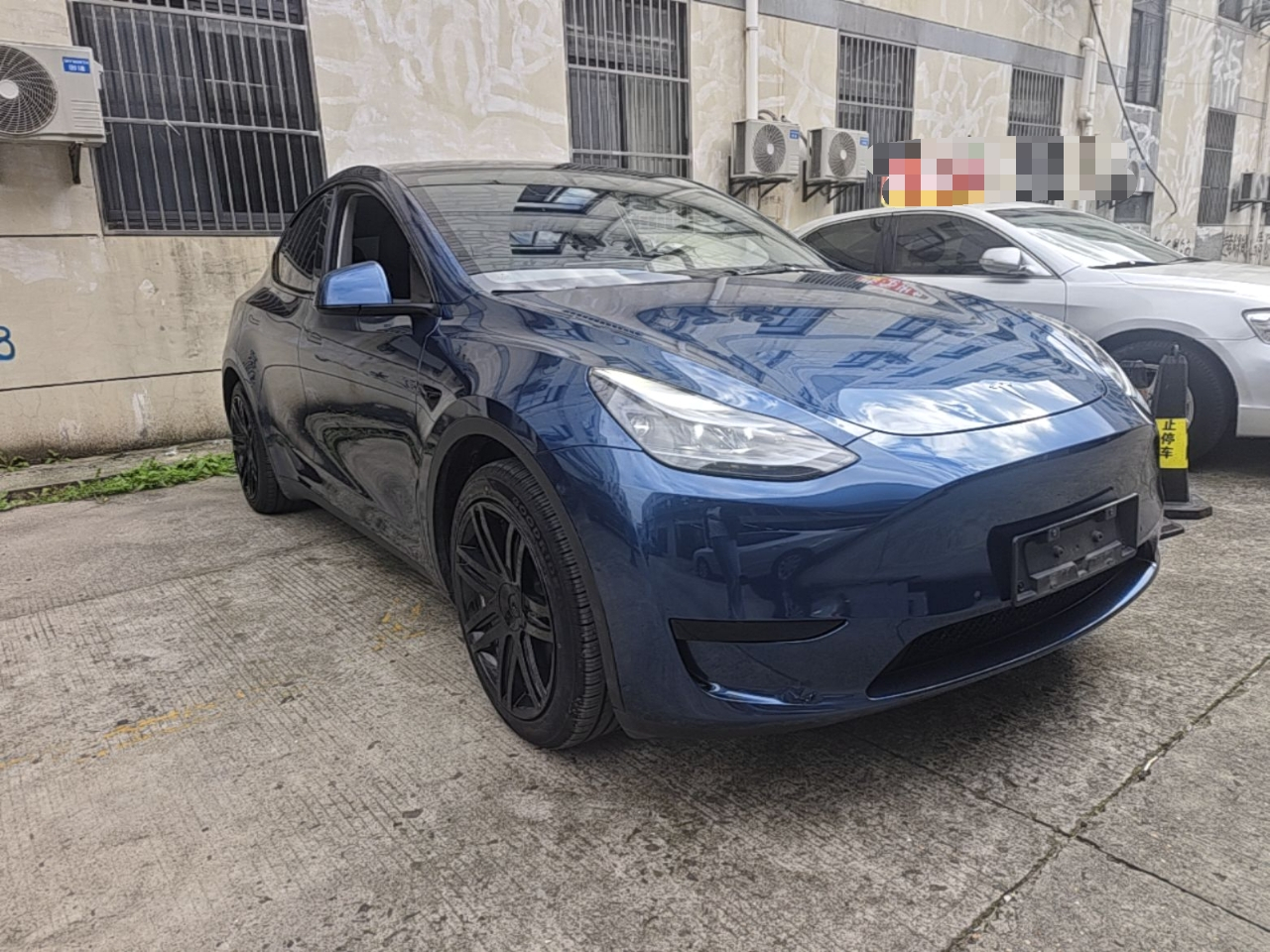Model Y 2022 Facelift RWD photo 3