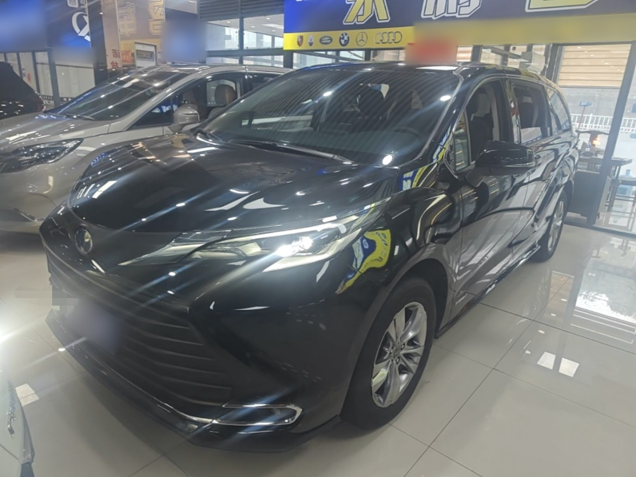 Sienna 2023 2.5L Hybrid Comfort