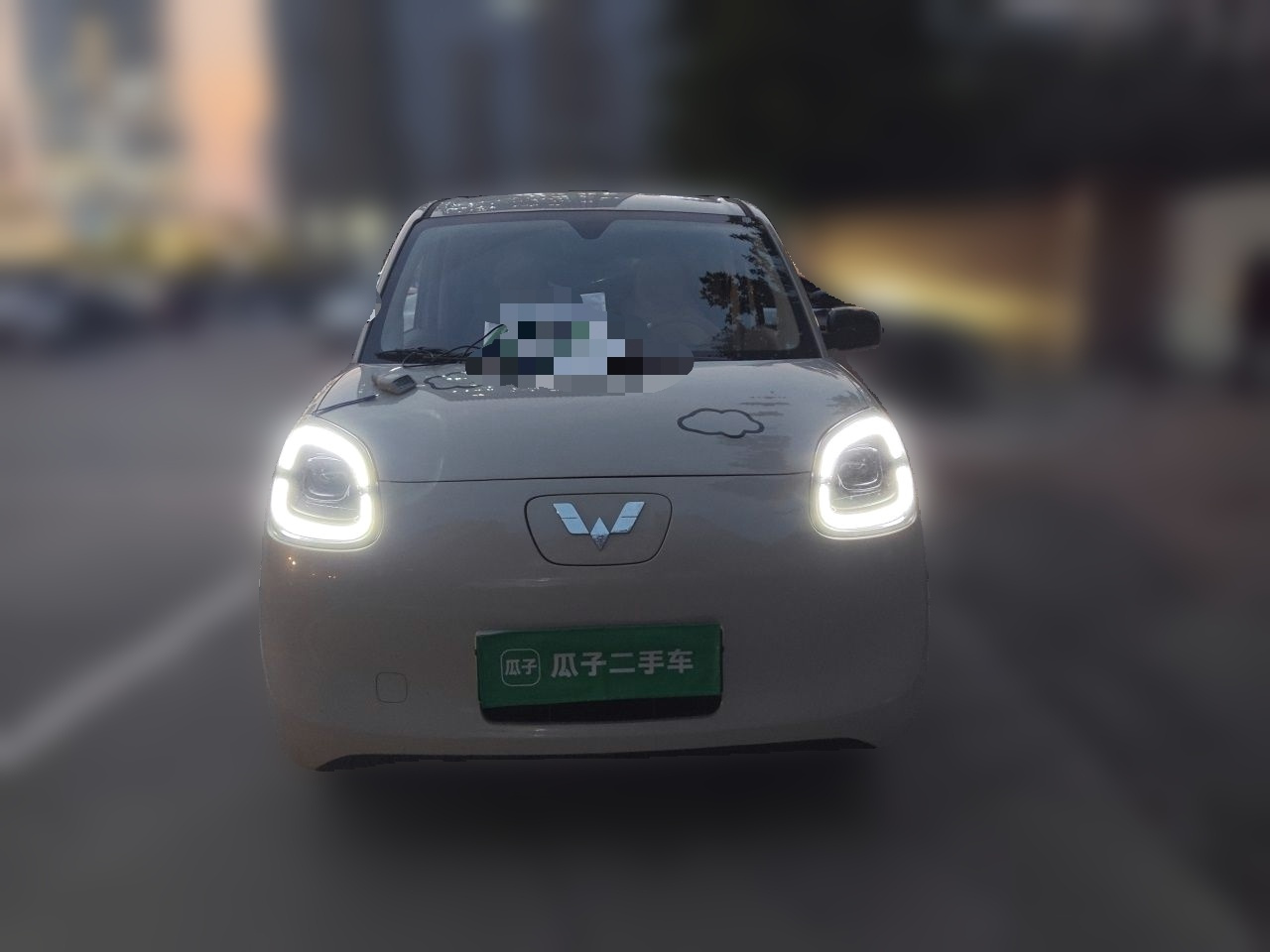 Hongguang MINIEV 2025 4th Gen 4-Door photo 2