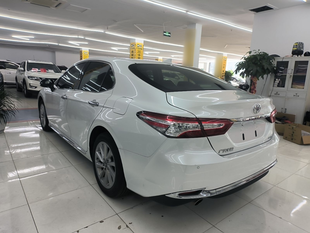 Camry 2023 2.0G Luxury photo 4