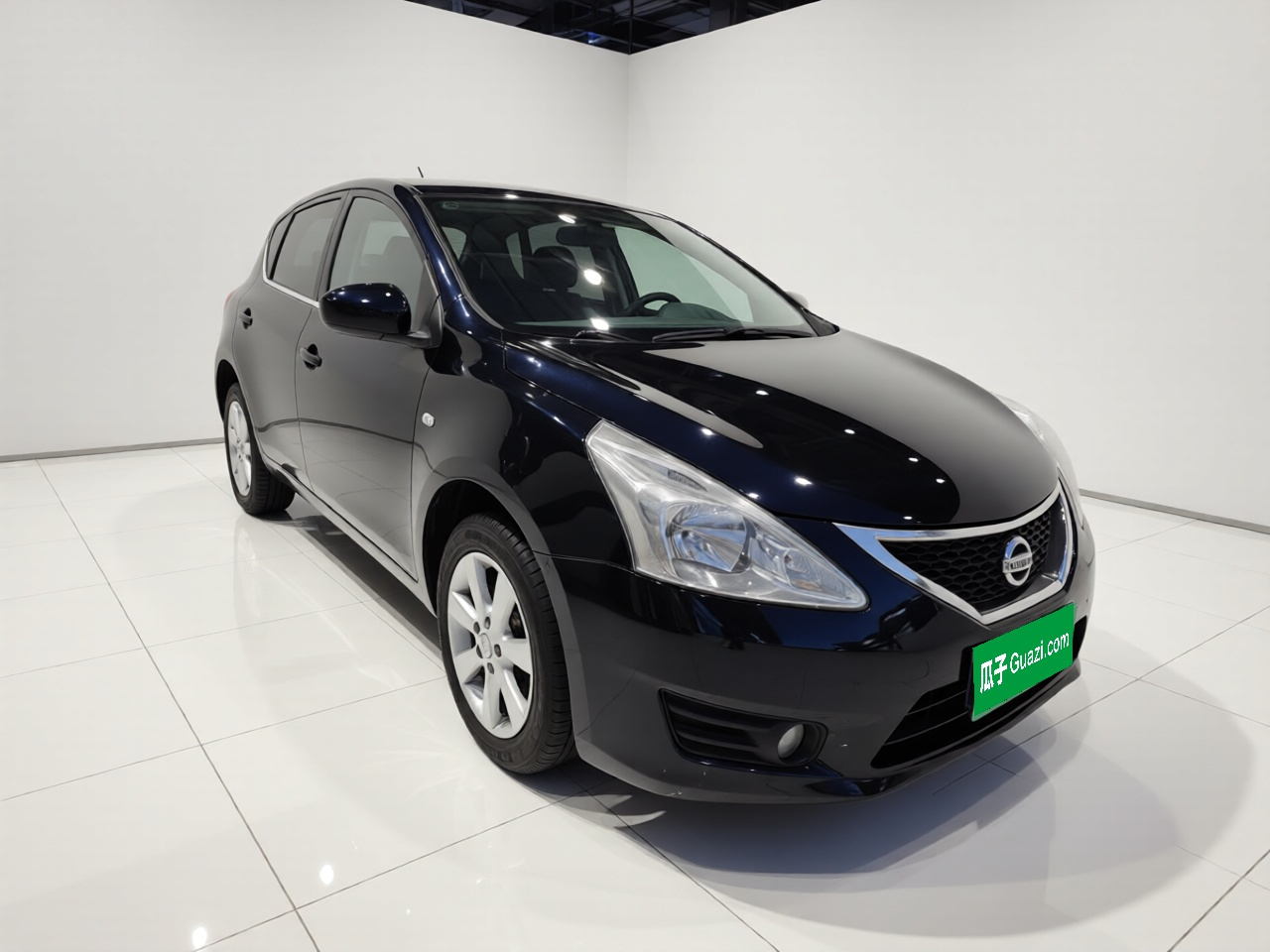 Tiida 2011 1.6L CVT Smart photo 3