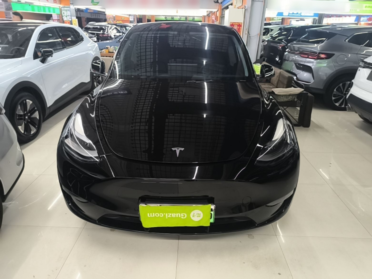 Model Y 2021 Standard Range RWD photo 2
