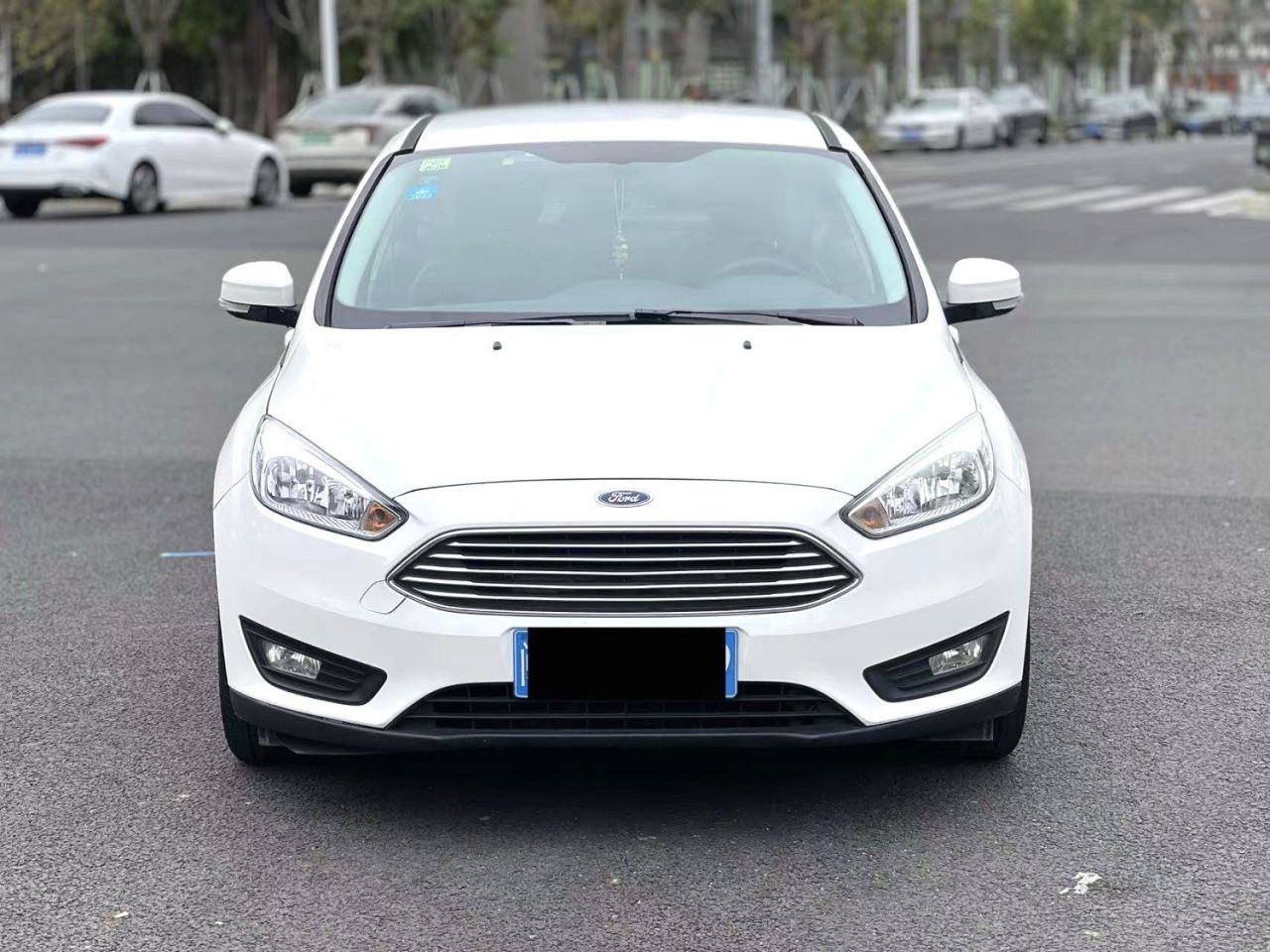 Focus 2017 Sedan 1.6L AT Comfort photo 2
