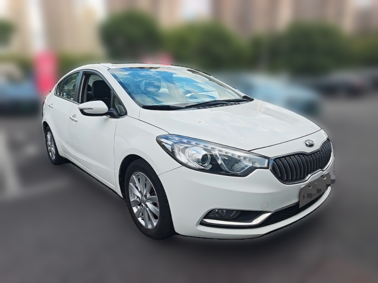 K3 2015 1.6L AT DLX photo 3