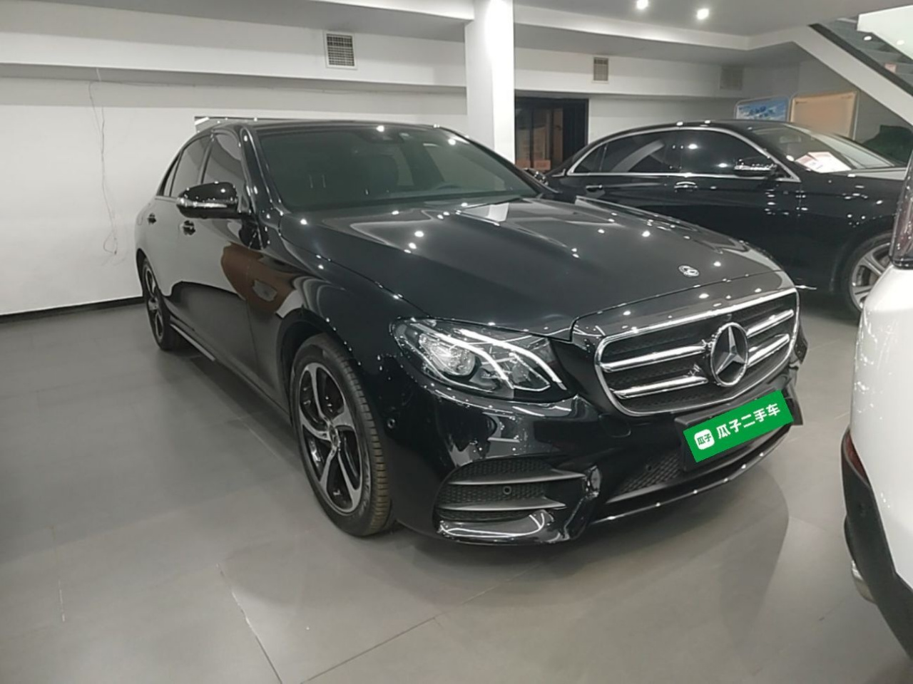 E-Class 2017 Facelift E 300 Sport photo 3