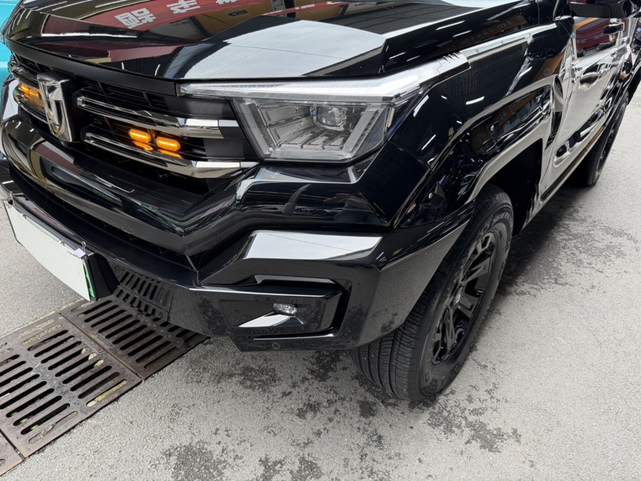 400 EV 2024 Hi4-T Off-road photo 2