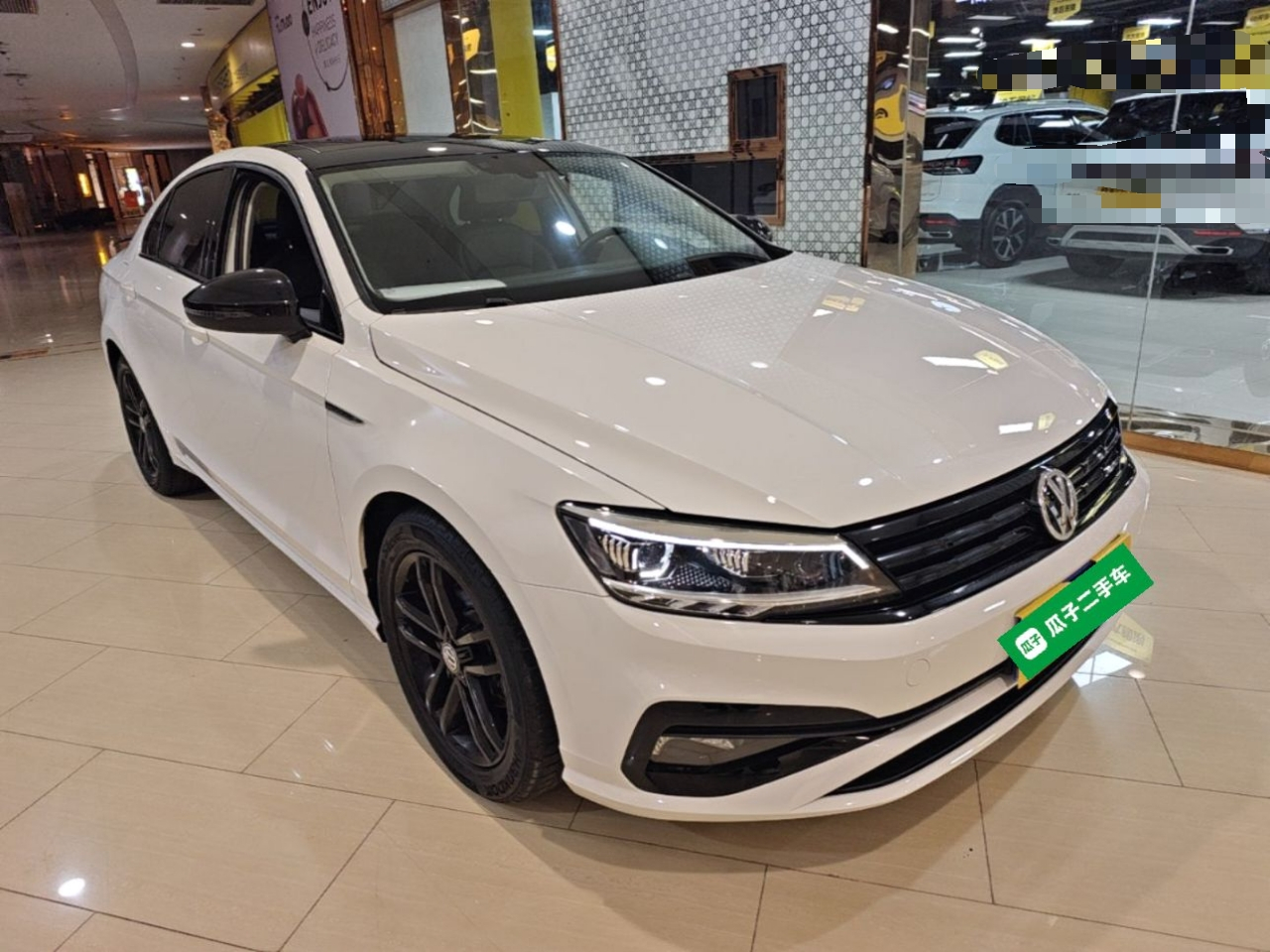 Lamando 2021 Facelift 280TSI DSG Comfort photo 3