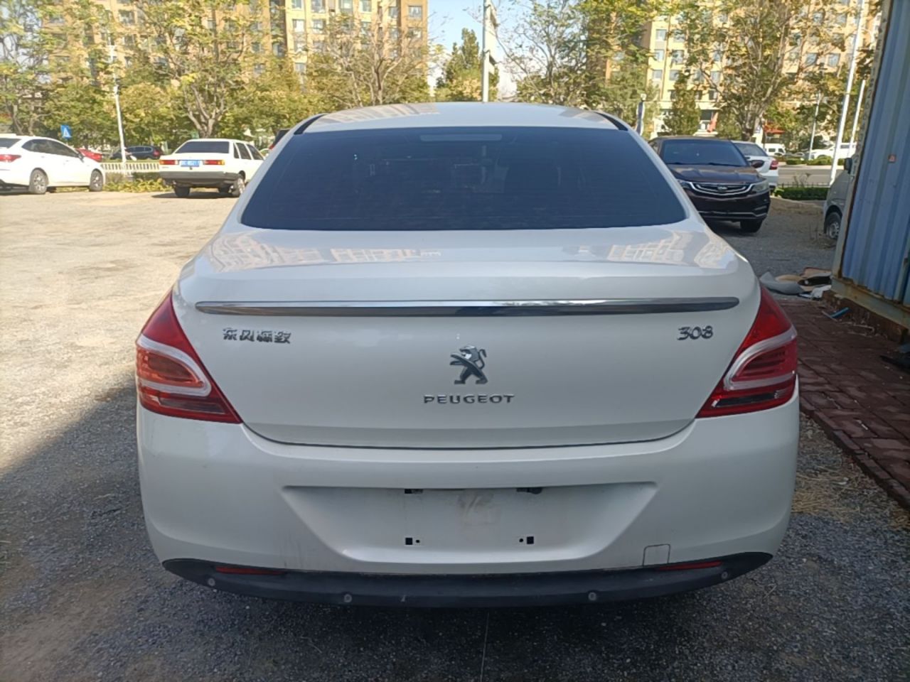 308 2013 1.6L AT photo 3