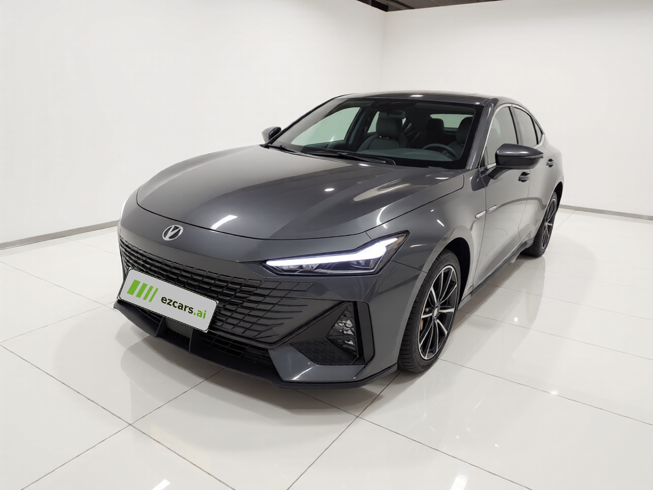 UNI-V 2023 1.5T Exclusive
