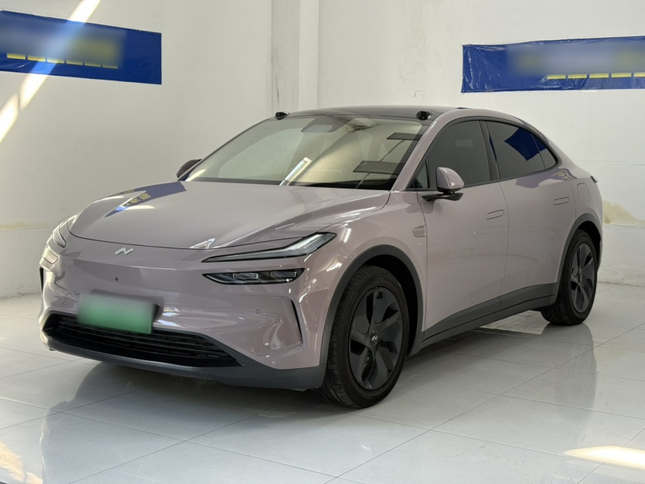 L60 2024 60kWh RWD