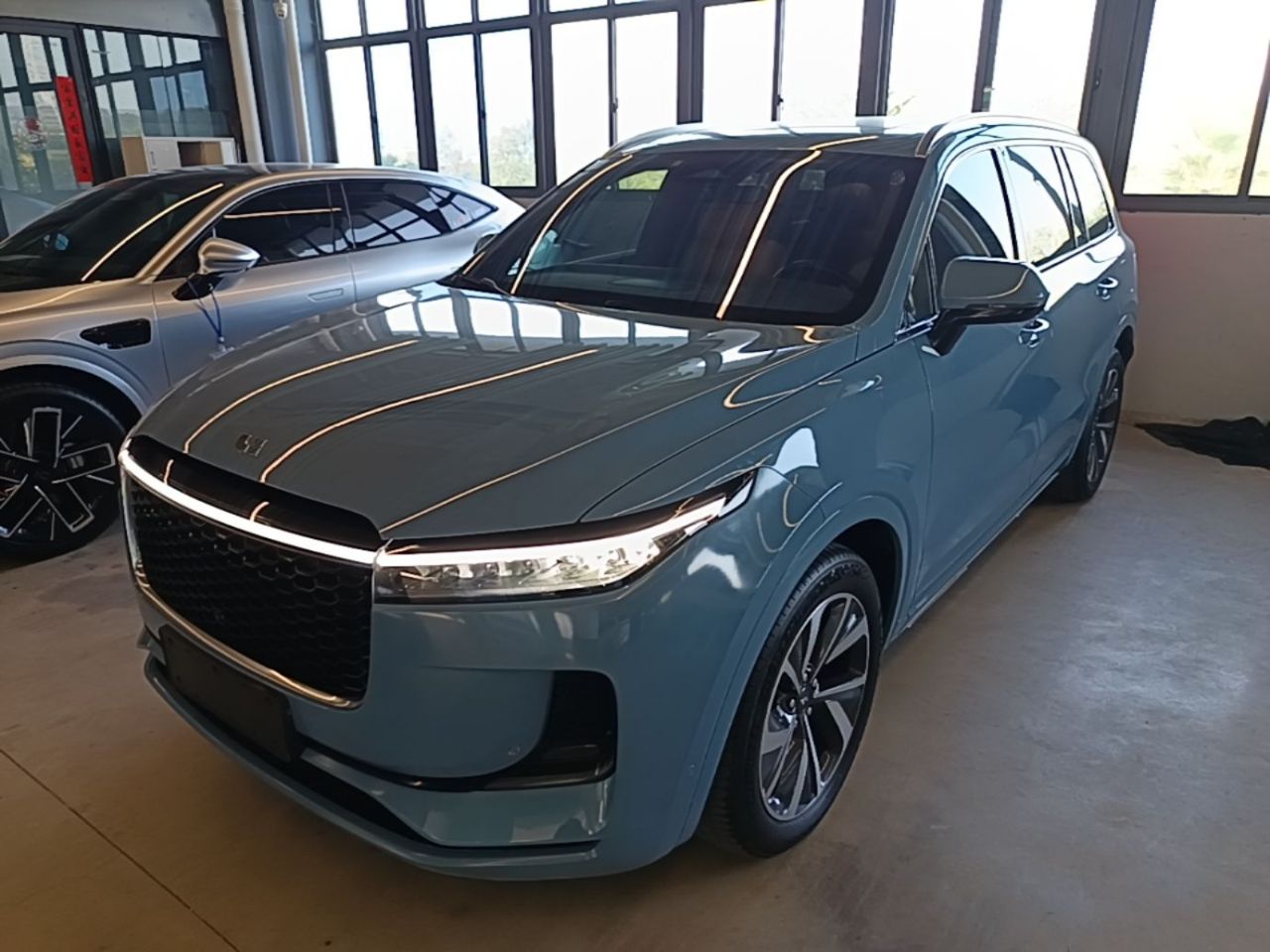 Li Auto ONE 2021 EREV 6-Seater