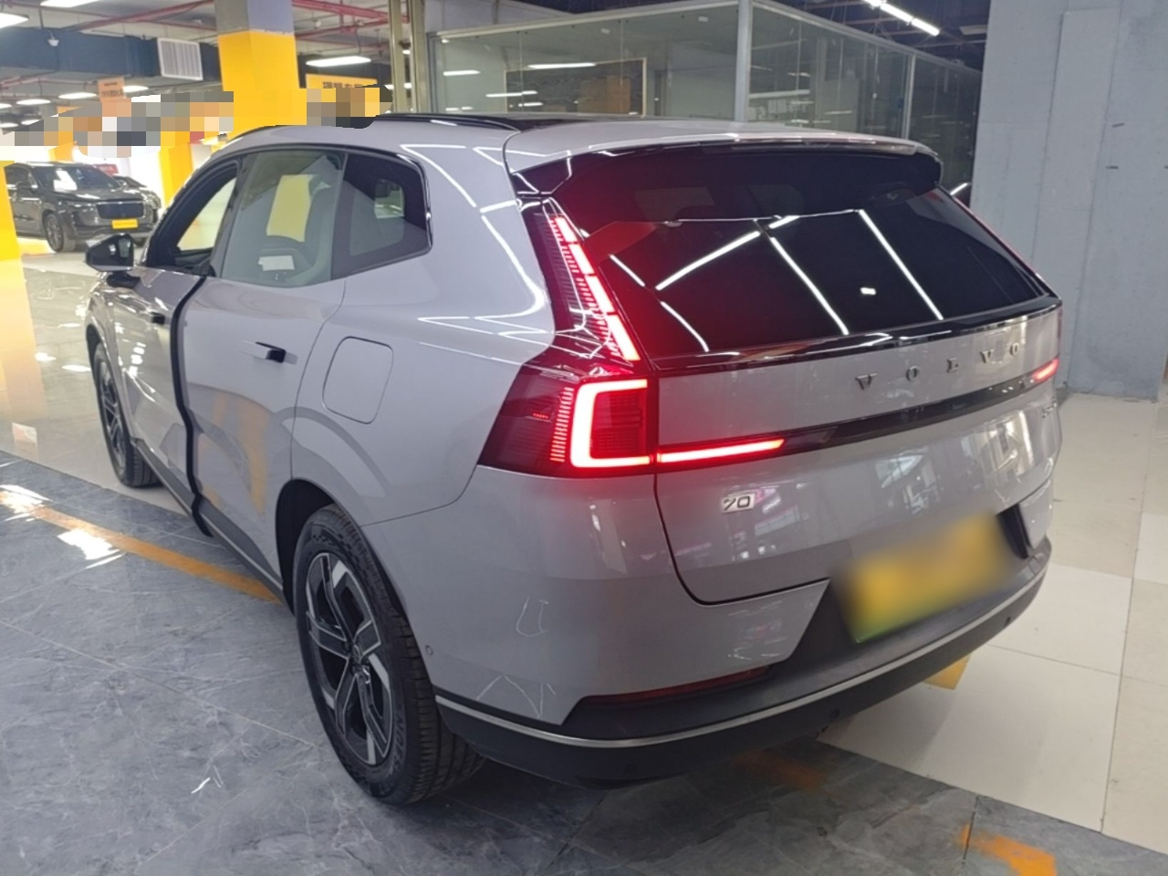 XC70 Hybrid 2026 RWD Long Range Core photo 4