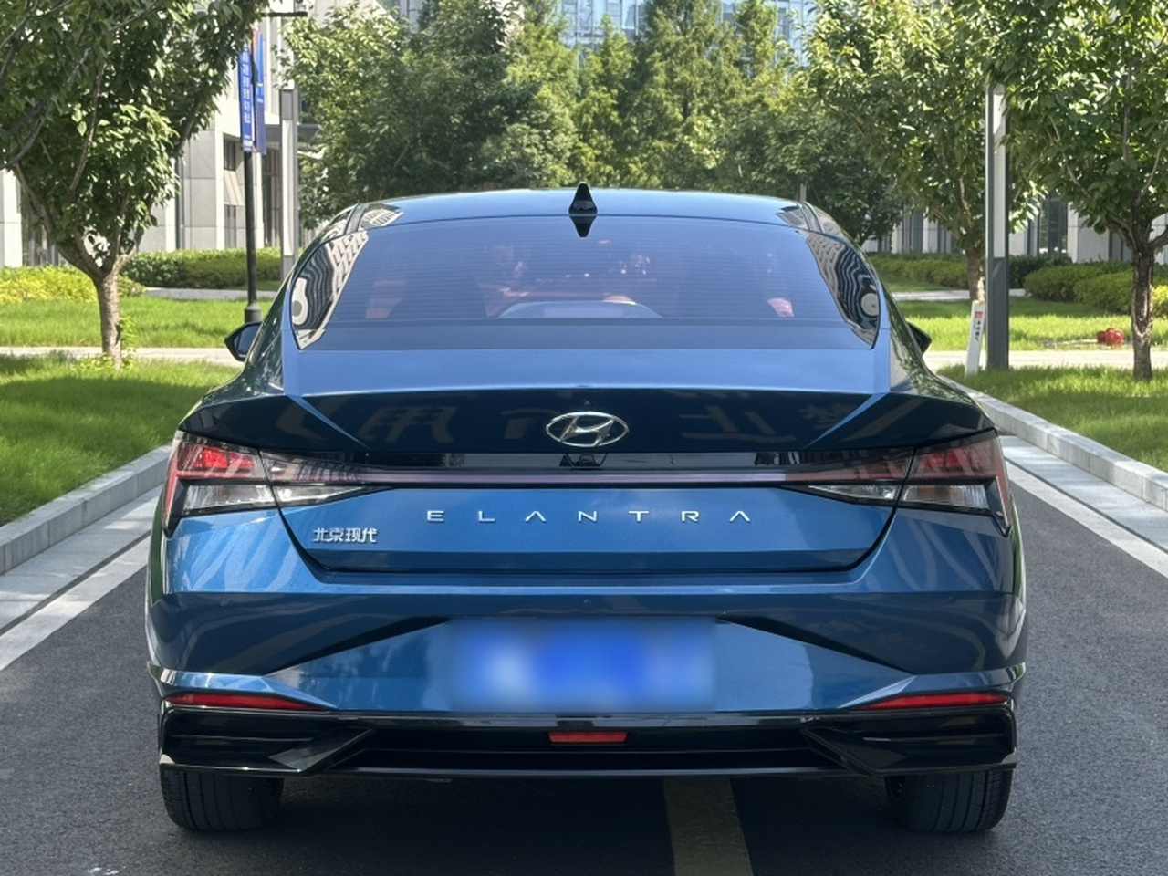 Elantra 2022 1.5L CVT LUX Premium photo 3