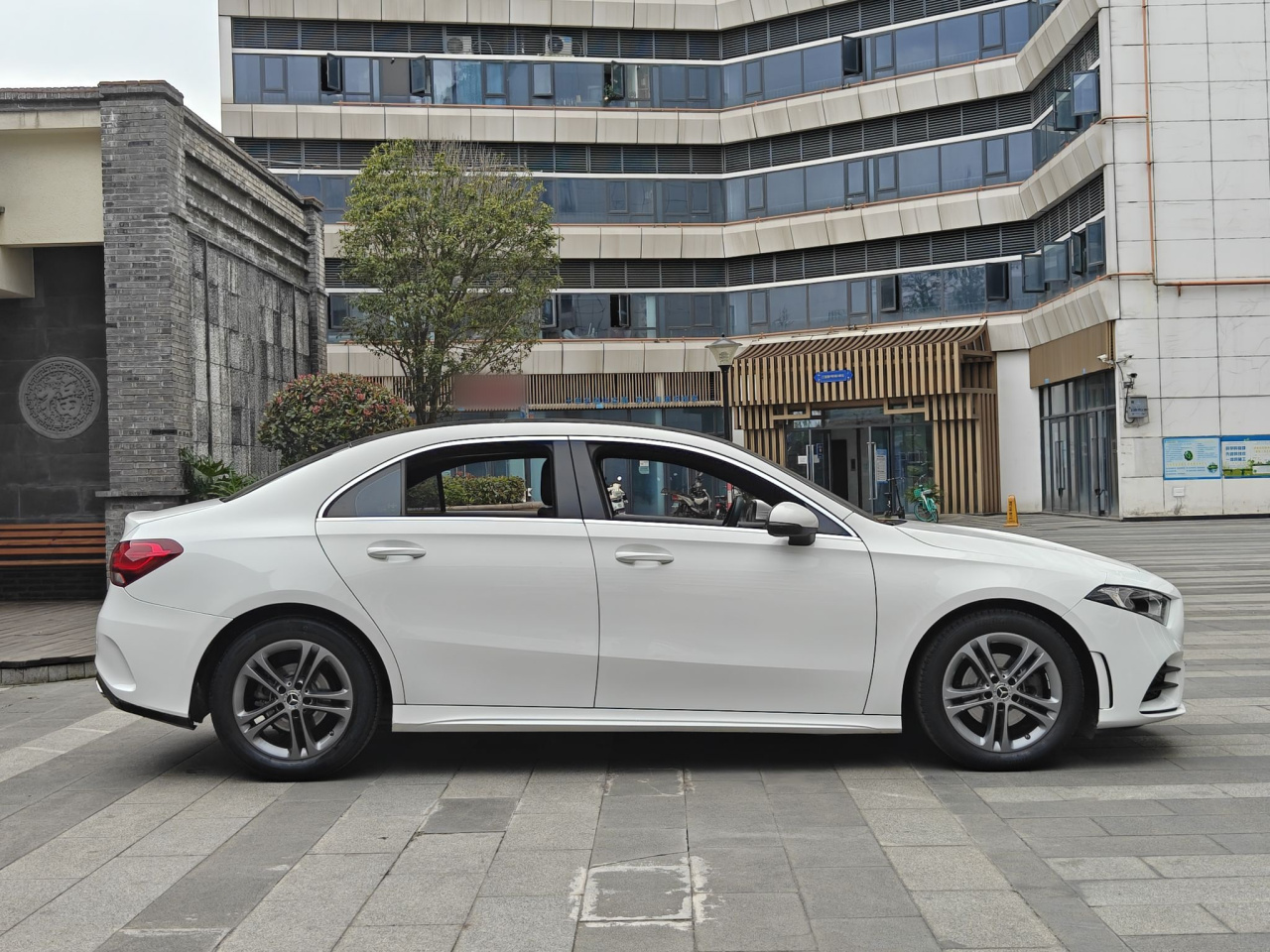 A-Class 2021 Facelift A 180 L Sport photo 4