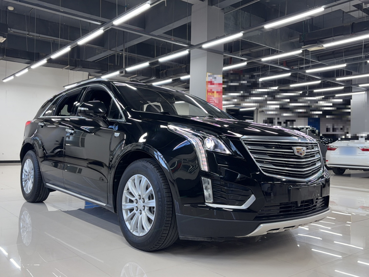 XT5 2018 28E AWD Tech photo 3
