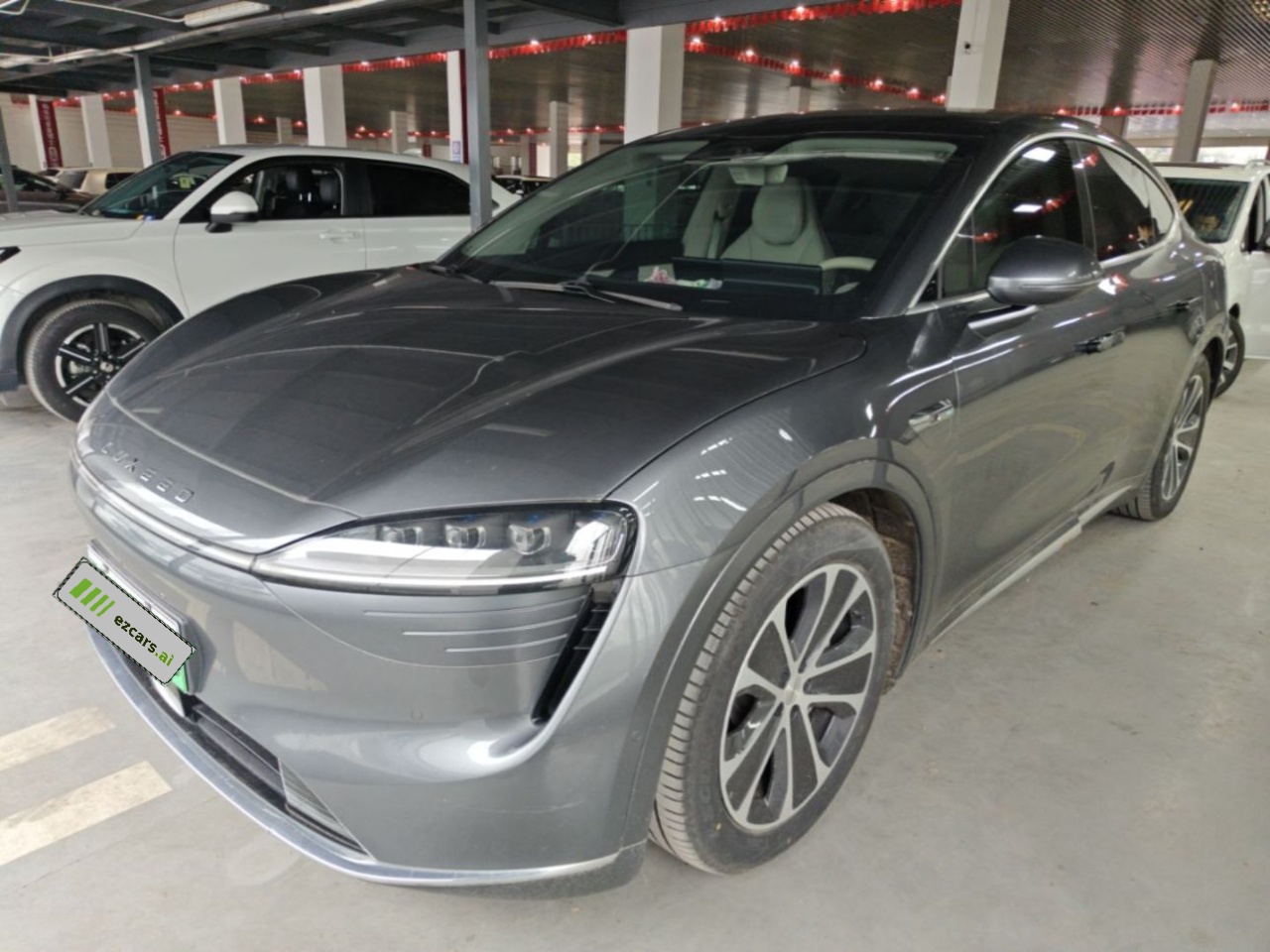 HIMA Luxeed R7 2024 EV 667km Pro