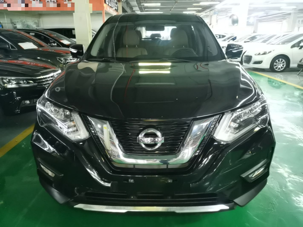 X-Trail 2017 2.0L CVT Comfort 2WD photo 2