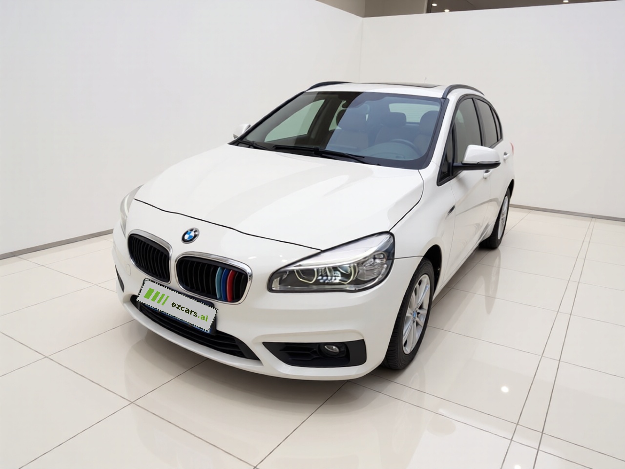 2 Series Wagon 2016 218i Leading