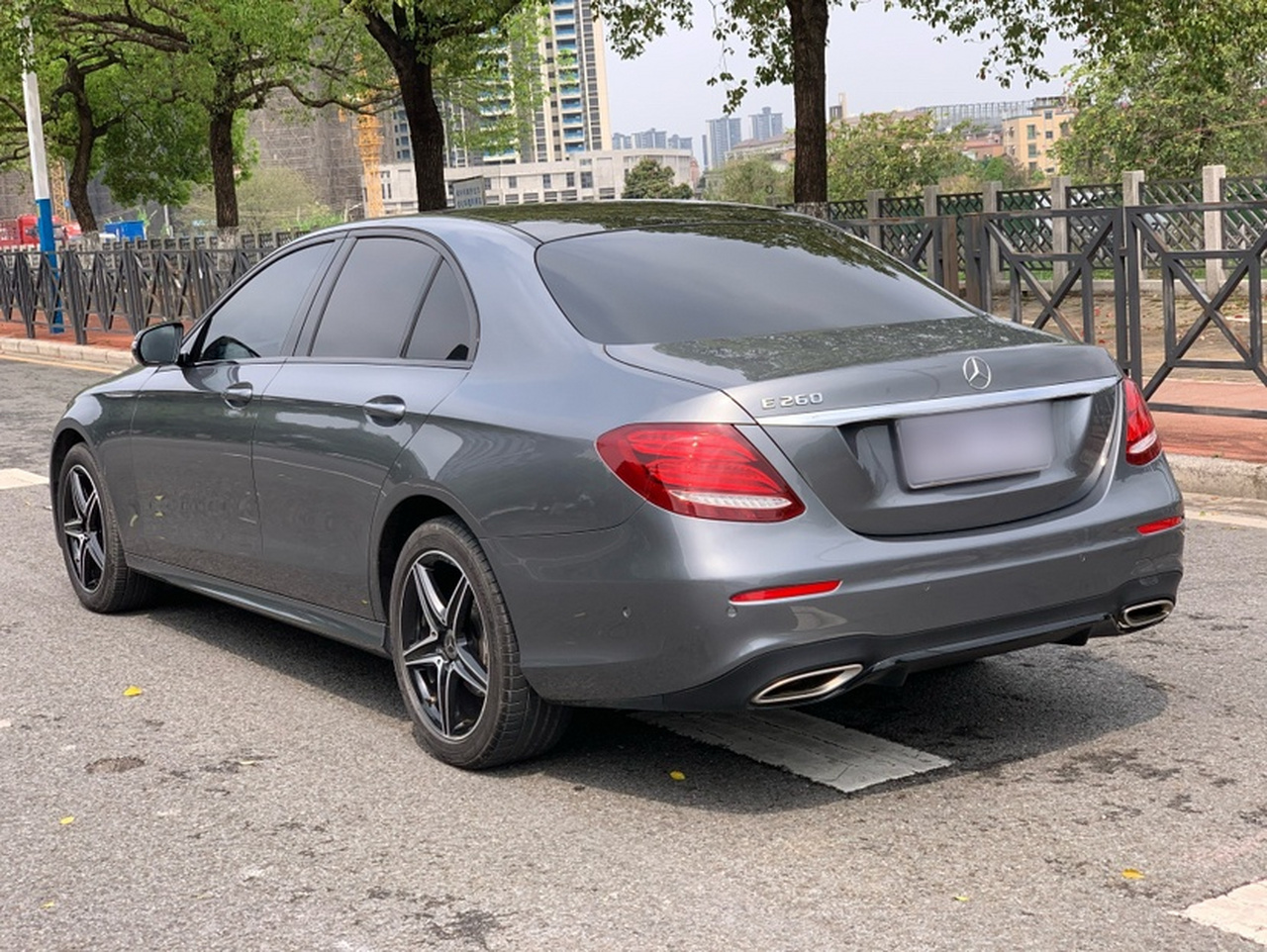 E-Class Imported 2020 Facelift E 260 Sport photo 4