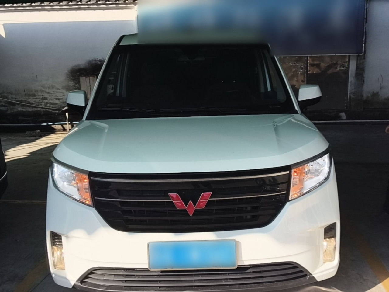 Wuling Hongguang PLUS 2019 1.5T MT Comfort 7-Seater photo 2