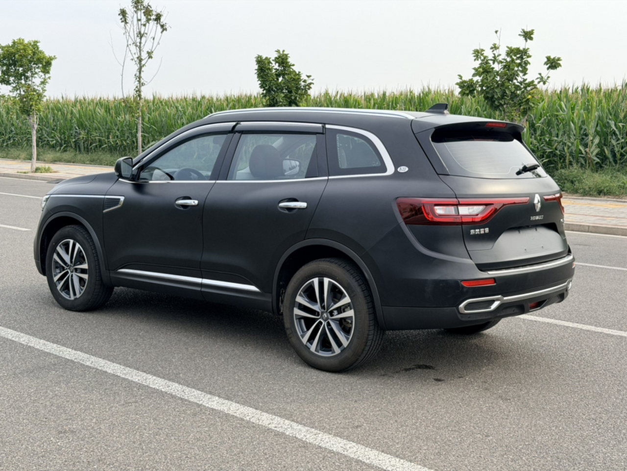2018 2.0L RWD 120 photo 4