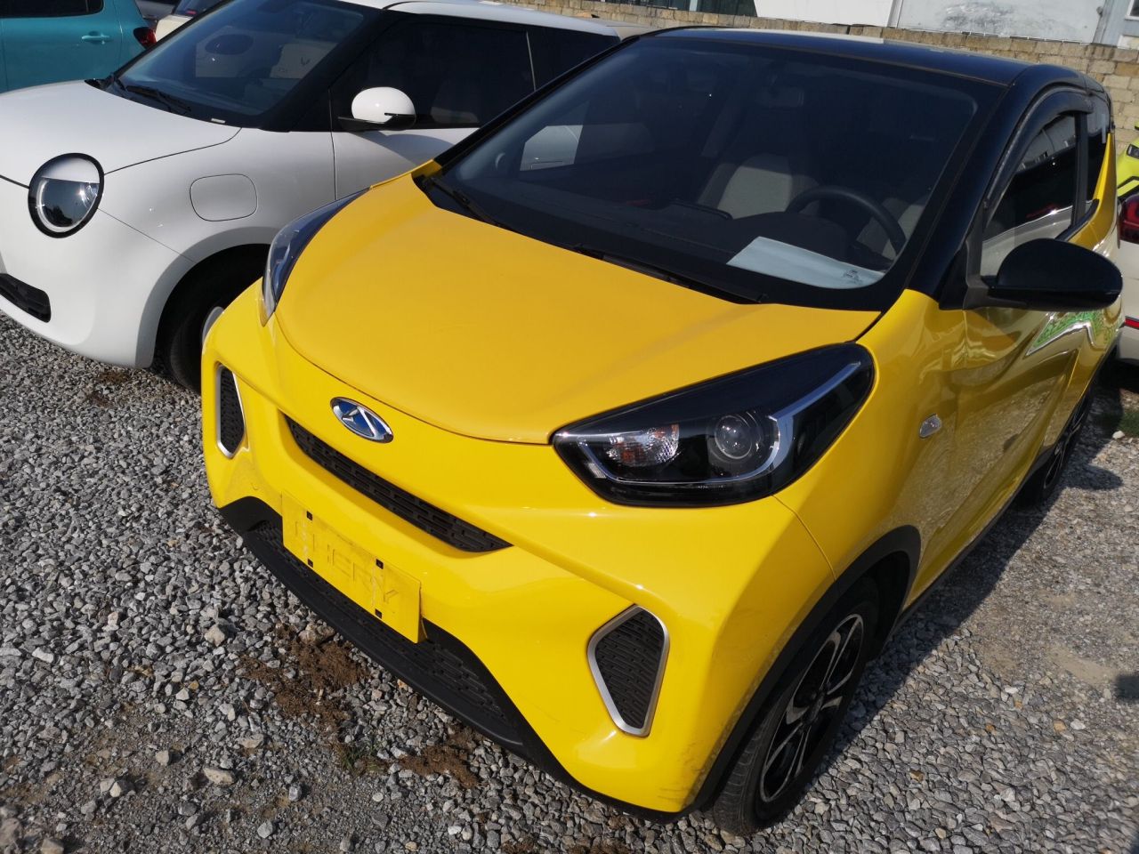 QQ Little Ant 2021 15 LFP