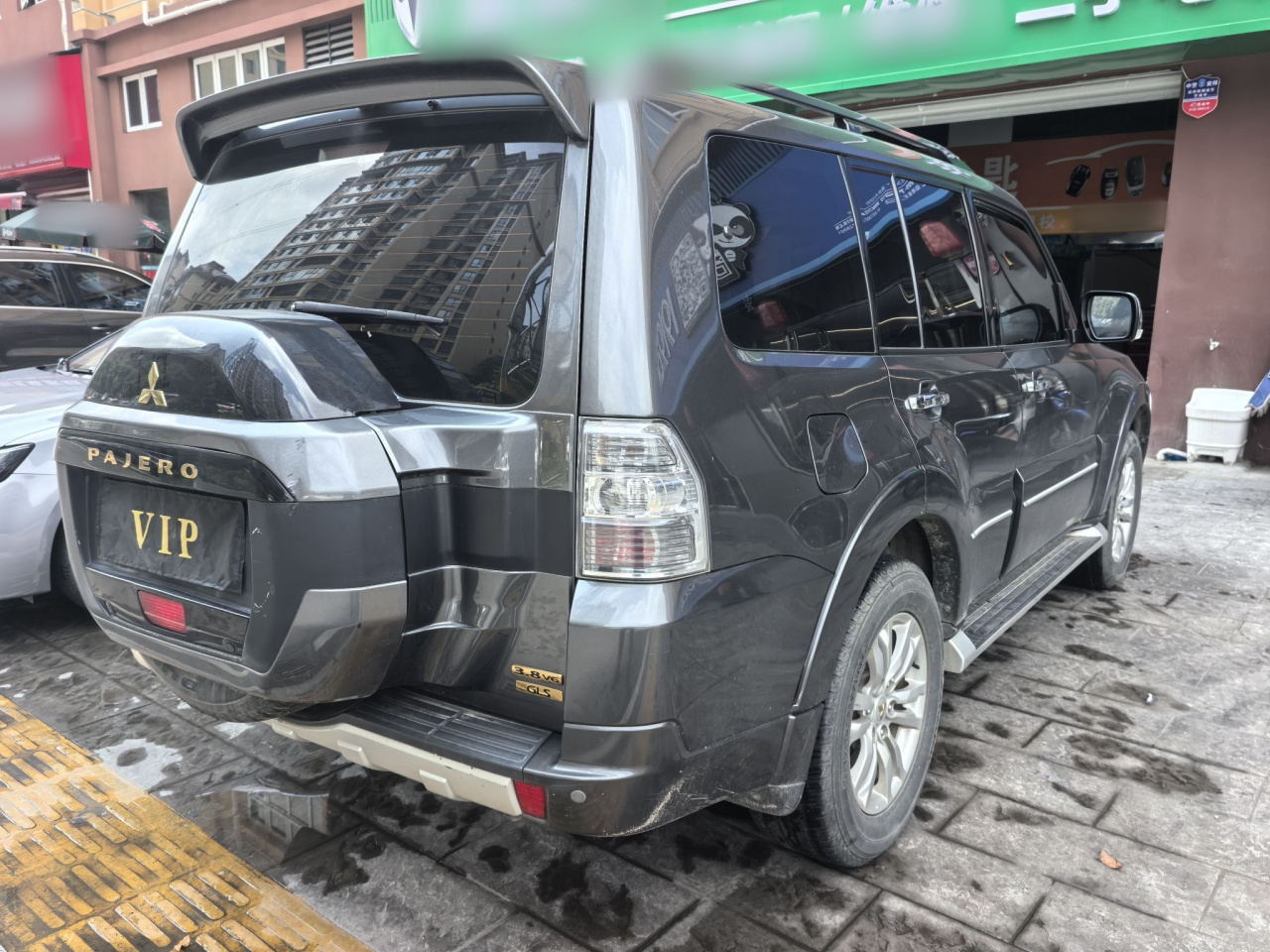 Pajero Parallel Import photo 4