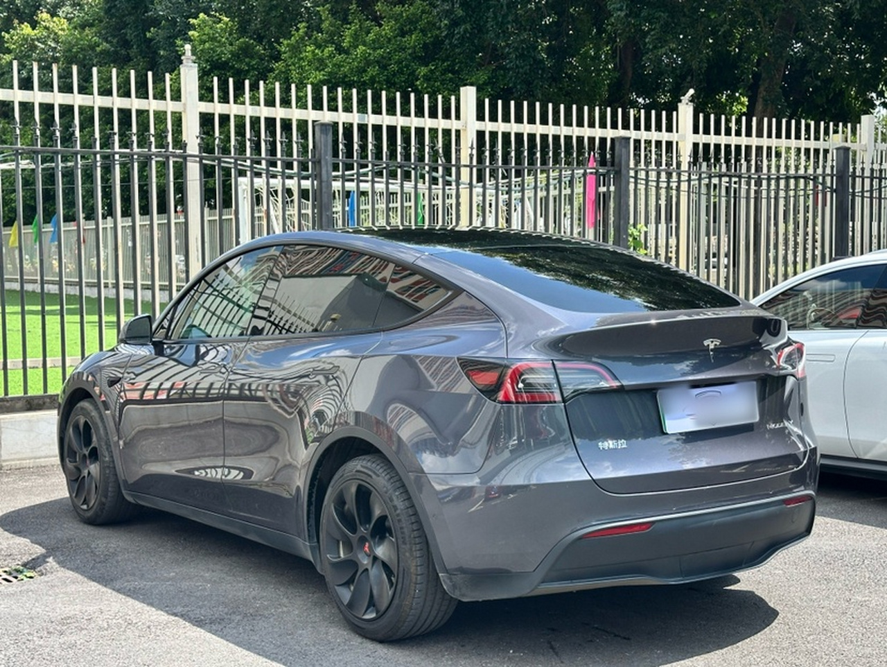 Model Y 2022 Facelift RWD photo 3