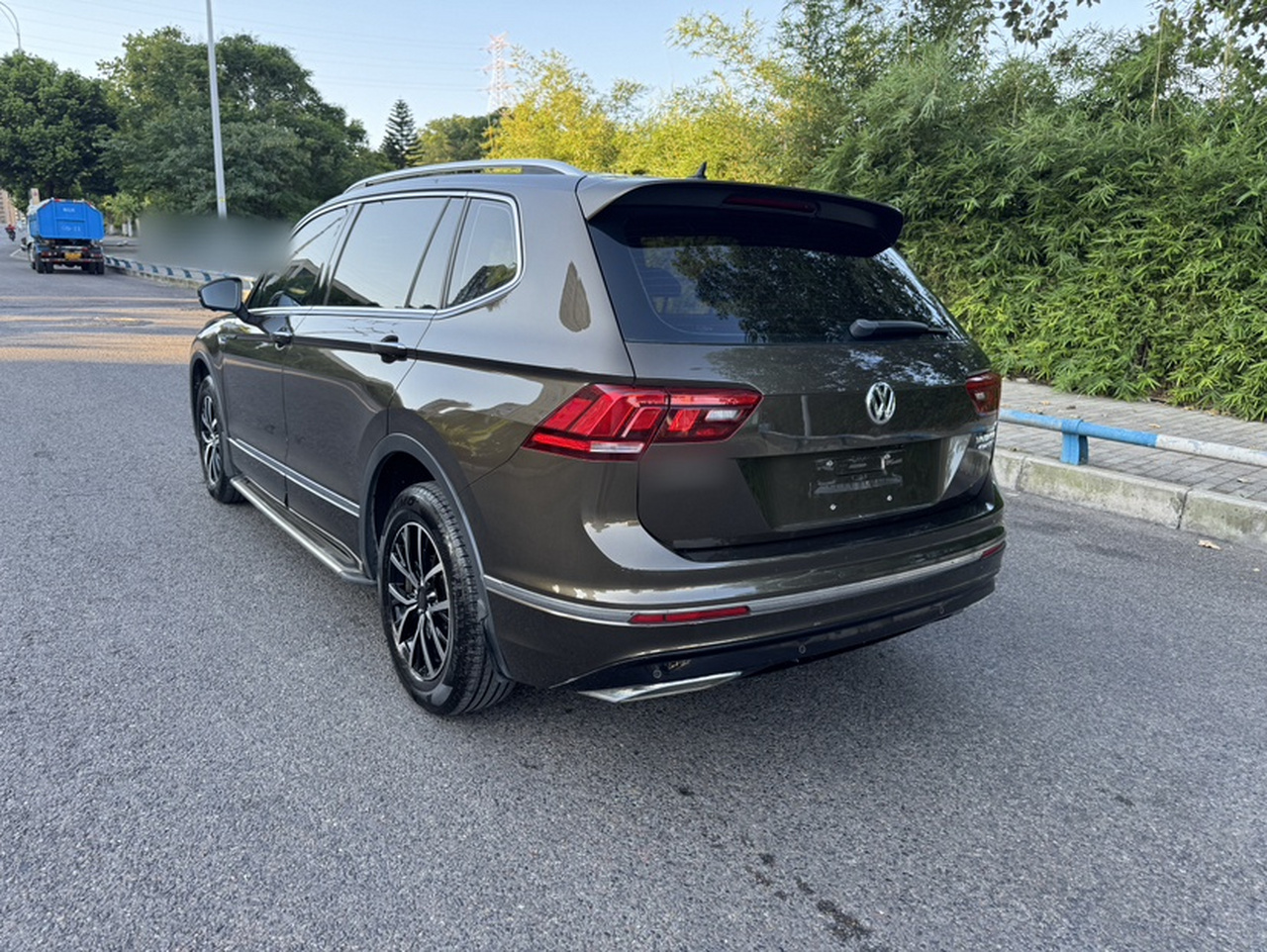 Tiguan L EV 2019 430PHEV Hybrid Luxury photo 2